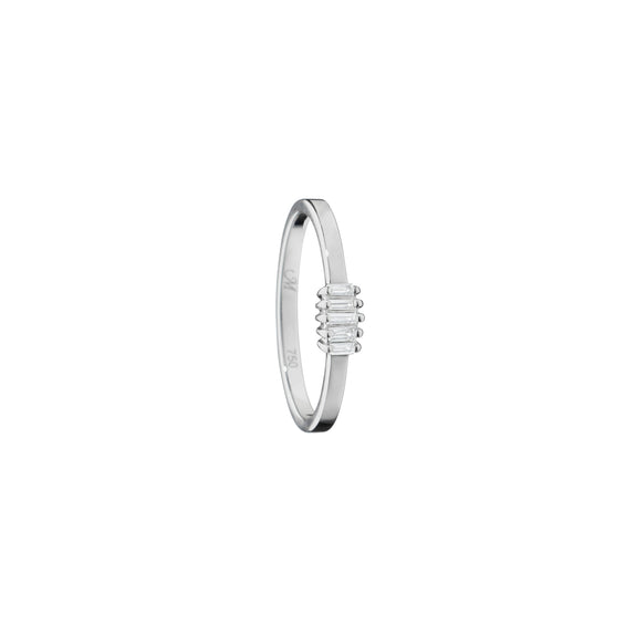 
  
    Recycled 18K White Gold and Baguette Diamond Ring, 5 Diamonds
  

