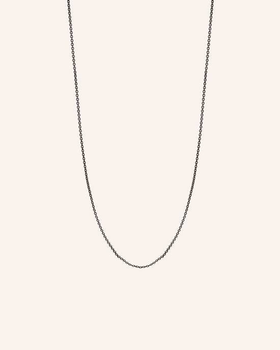 “Frankie” Delicate Black Steel Chain