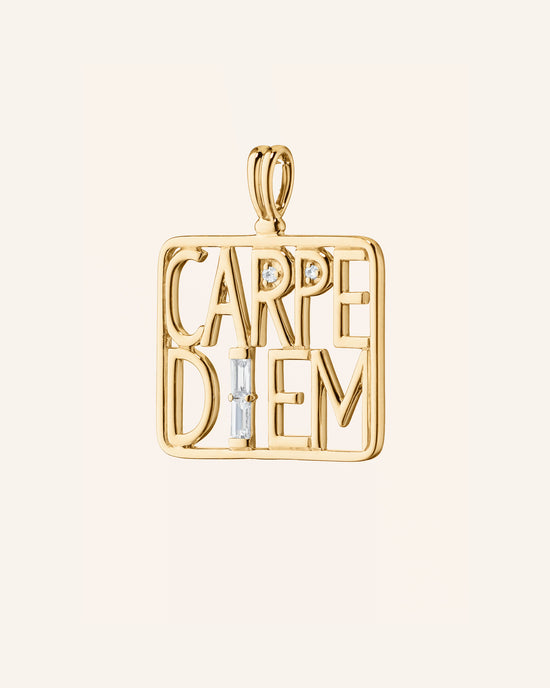 Carpe Diem Medallion