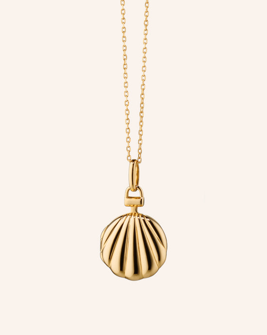 18K Gold Shell Locket