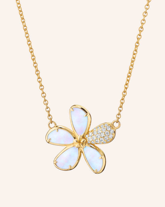Mother of Pearl Flower Necklace with Pavé White Diamonds