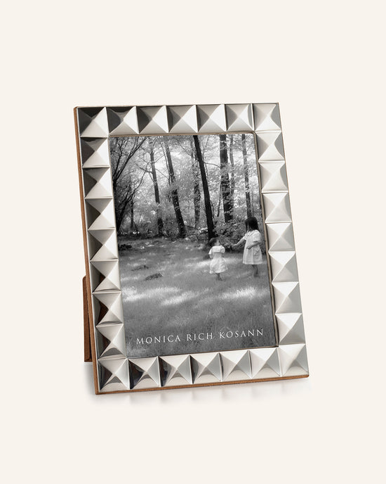 Pyramid Frame