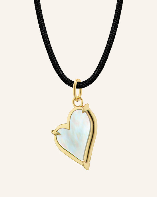 Mother of Pearl Classic Heart 18K Gold Necklace