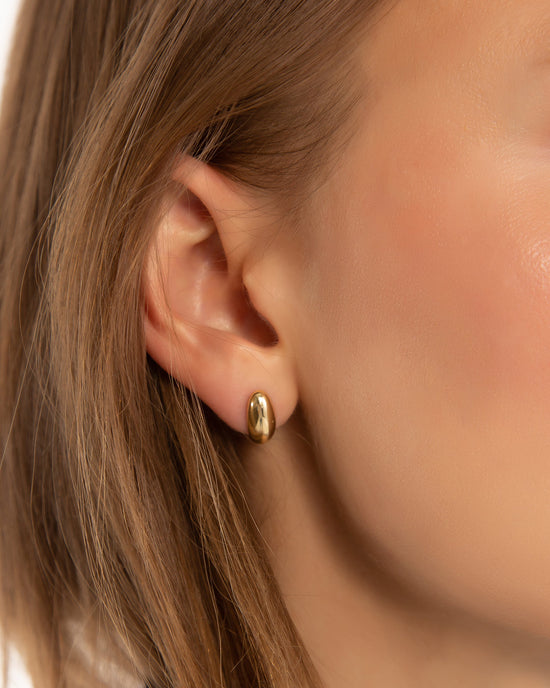 18K Gold Small Perseverance Huggie Earrings