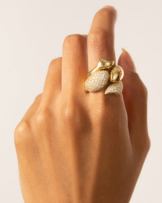 “Perseverance” Fish Pave Diamond 18K Ring