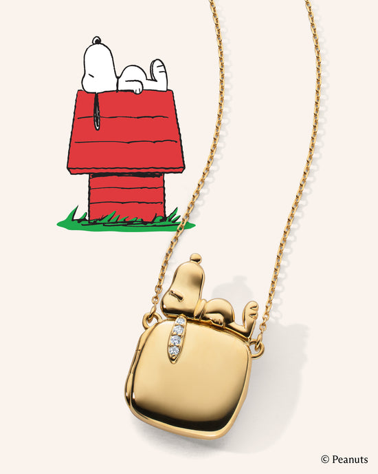 Snoopy X Viv Slim Locket in 18K Gold