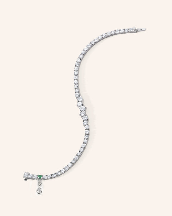 Classic Sapphire Tennis Bracelet with Staggered Center Stones