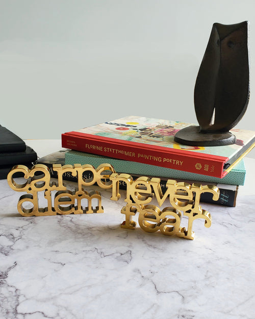 "Never Fear" Table Charm & "Carpe Diem" Table Charm