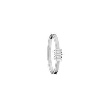 Recycled 18K White Gold and Baguette Diamond Ring, 5 Diamonds