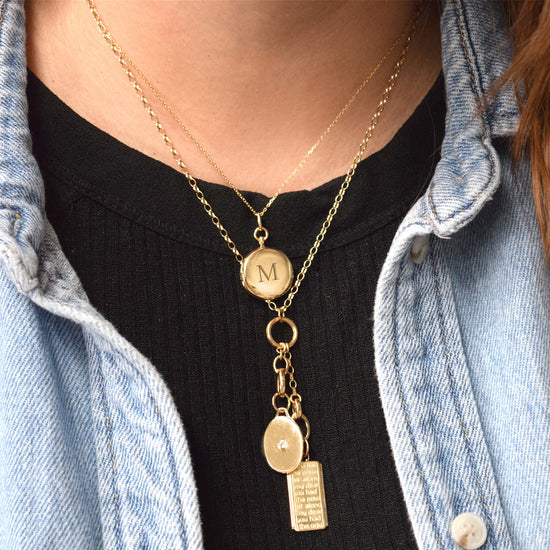 Slim Quinn 18K Gold Engraved Locket Necklace